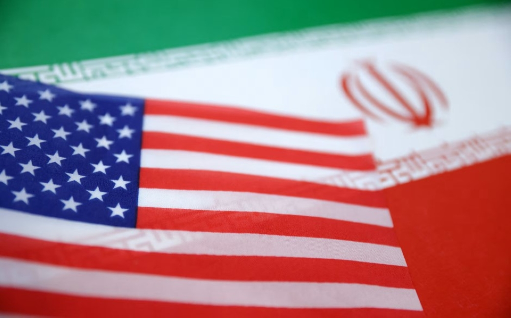 واشنطن تحذر رعاياها في إيران: غادروا فورًا | تصعيد خطير