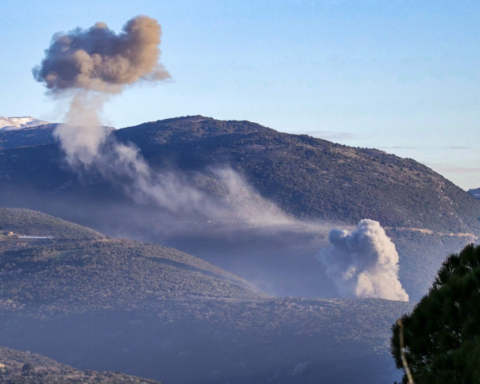 إيران تهاجم إسرائيل: تصعيد خطير يهدد بحرب إقليمية شاملة