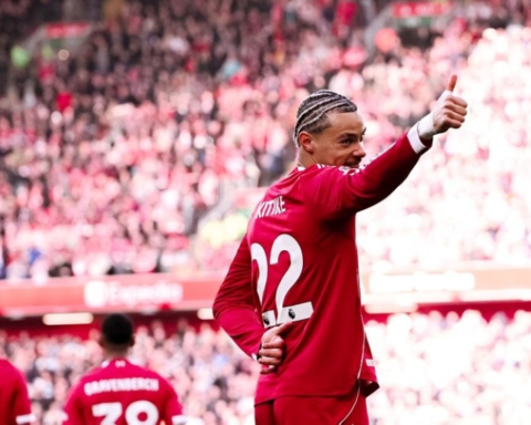 Liverpool 5-1 West Ham: The Reds qualify for the League Cup semi-finals