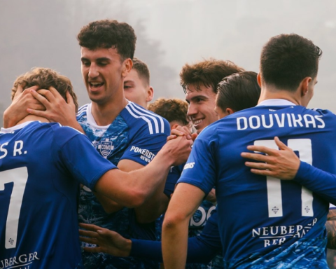 كومو يهزم ليتشي ويقترب من مقعد أوروبي تاريخي بالدوري الإيطالي