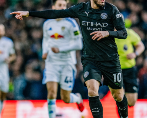 مانشستر سيتي يلاحق أرسنال على صدارة الدوري الإنجليزي