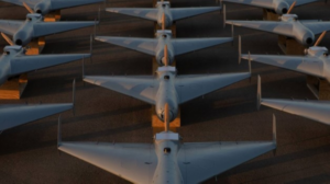 الجيش الأمريكي يستخدم مسيرات العقرب الانتحارية ضد إيران