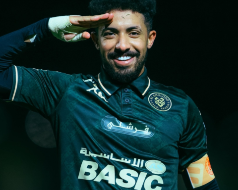 هتان باهبري ينافس على صدارة هدافي دوري روشن المحليين