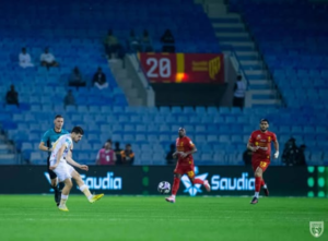 القادسية والتعاون: تعادل مثير في دوري روشن السعودي