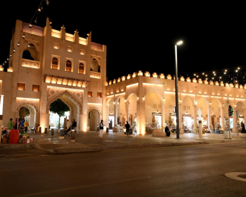 فعاليات مهرجان ليالي القيصرية 2026 تجذب الزوار في الأحساء