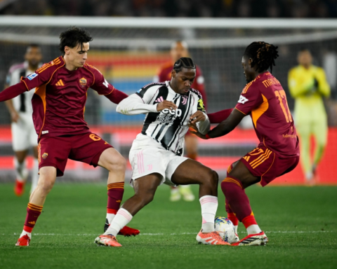 تعادل مثير بين يوفنتوس وروما 3-3 في الدوري الإيطالي