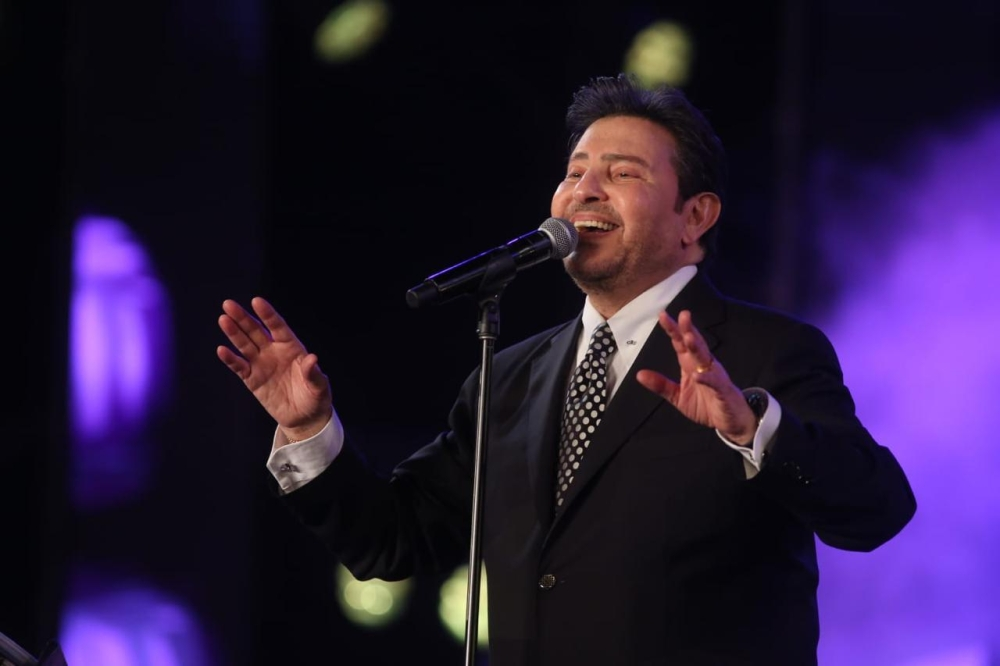 هاني شاكر في العناية المركزة.. تفاصيل الجراحة ومنع الزيارة