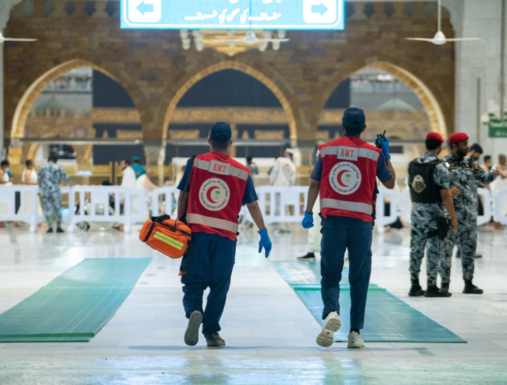 الهلال الأحمر: 15 ألف بلاغ إسعافي في مكة بأول رمضان