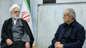 تعيين مجيد ابن رضا وزيراً للدفاع في إيران خلفاً لنصير زاده