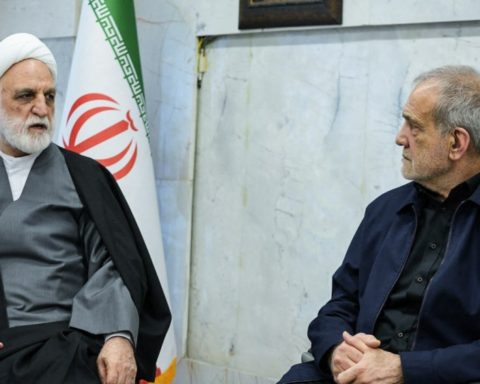 تعيين مجيد ابن رضا وزيراً للدفاع في إيران خلفاً لنصير زاده