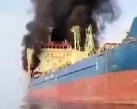 هجوم على ناقلة نفط قبالة عُمان: التفاصيل الكاملة للحادث