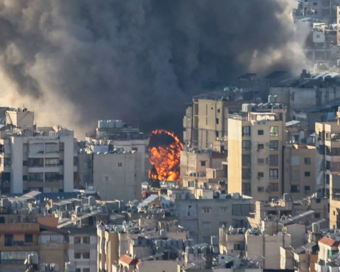 Russia calls for a ceasefire in the Middle East and warns against escalation