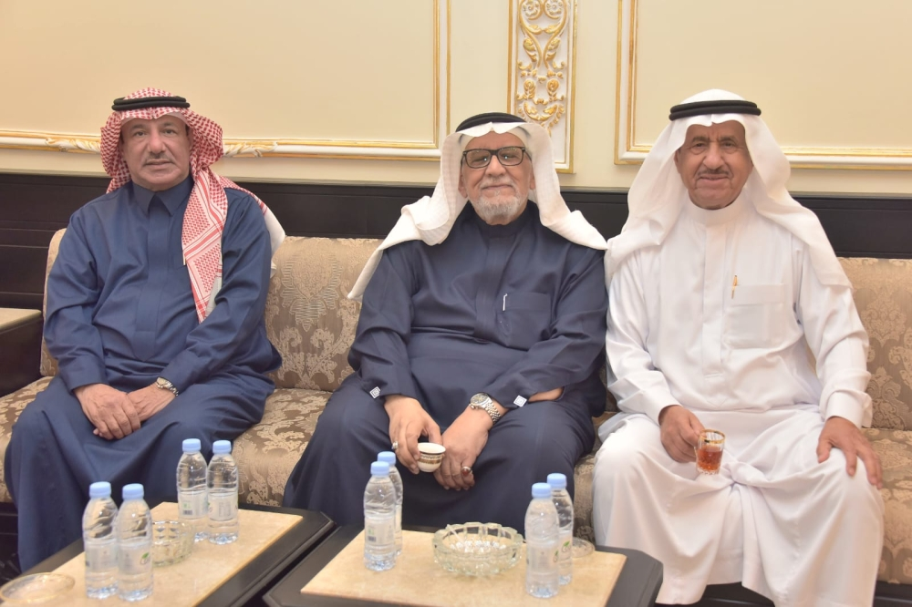 مجلس خليفة الضبيب.. وجهة رمضانية تعزز التلاحم الاجتماعي