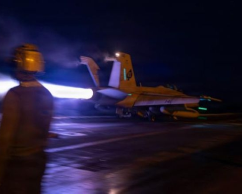 الحرب على إيران: مقتل 6 جنود أمريكيين وإصابة 18 آخرين