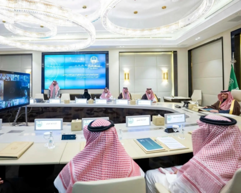 الأمير عبدالعزيز بن سعود يرأس الاجتماع السنوي لأمراء المناطق الـ 33