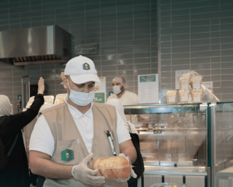 البلديات تنفذ 20 ألف جولة رقابية في رمضان لخدمة المعتمرين