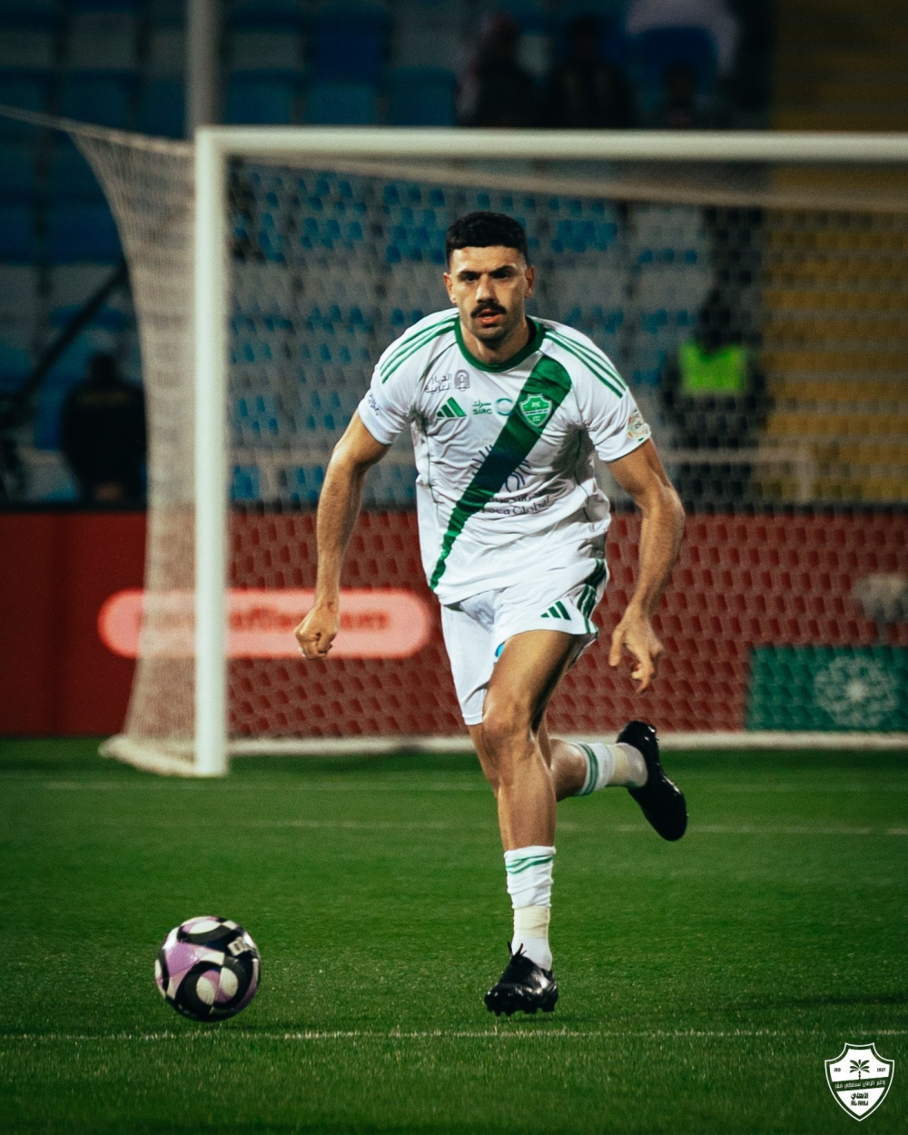 تفاصيل إصابة ميريح ديميرال وموقفه من مباراة الاتحاد