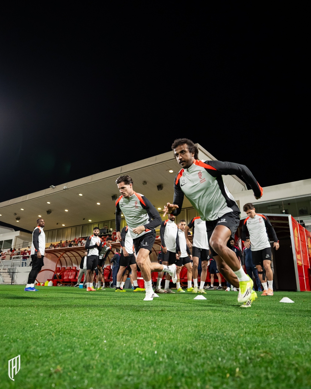 غياب مؤثر في مباراة القادسية والخلود بدوري روشن والبديل جاهز