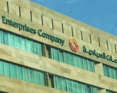 مساهمو شركة شمس يطلبون عزل مجلس الإدارة: القصة الكاملة