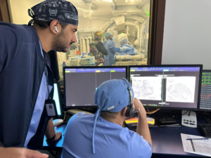 تجمع مكة الصحي ينقذ مقيماً من جلطة قلبية في 103 دقائق