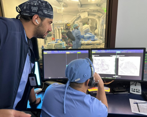 تجمع مكة الصحي ينقذ مقيماً من جلطة قلبية في 103 دقائق