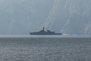 غرق فرقاطة إيرانية قبالة سريلانكا: تفاصيل الحادث والمفقودين