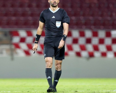 ماجد الشمراني حكماً لمباراة جوهور وسانفريتشي في أبطال آسيا