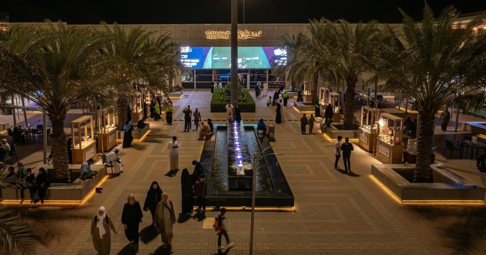 السوق الرمضاني في حي حراء يجذب الزوار ضمن فعاليات الليالي الرمضانية - واس