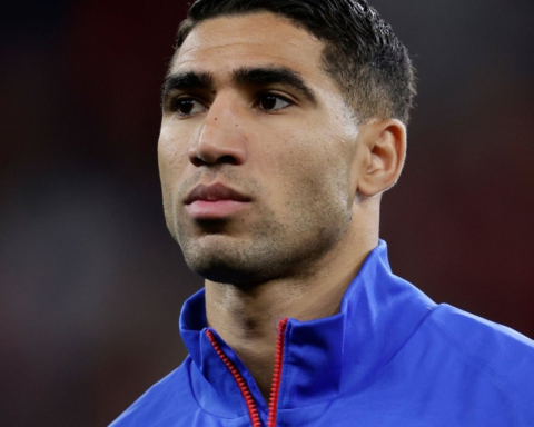 تطورات قضية أشرف حكيمي وموقف باريس سان جيرمان الرسمي