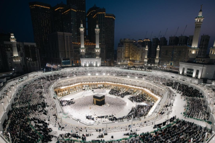 بدء حجز باقات الحج 1447: تعرف على مواعيد السداد والشروط