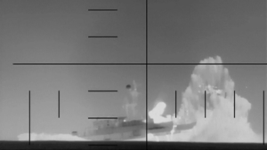 انتشال ضحايا فرقاطة إيرانية أغرقتها أمريكا في المحيط الهندي