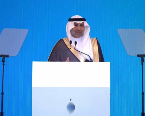 وزير الصحة يشيد بقرارات تعزيز النمط التغذوي وحماية الطفل