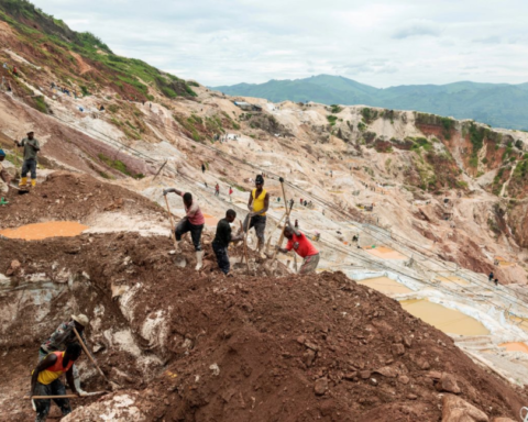 مصرع 200 شخص في انهيار منجم بالكونغو الديمقراطية