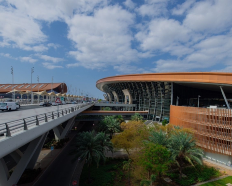 مطار الملك عبدالعزيز الدولي: أرقام قياسية ضمن المطارات العملاقة