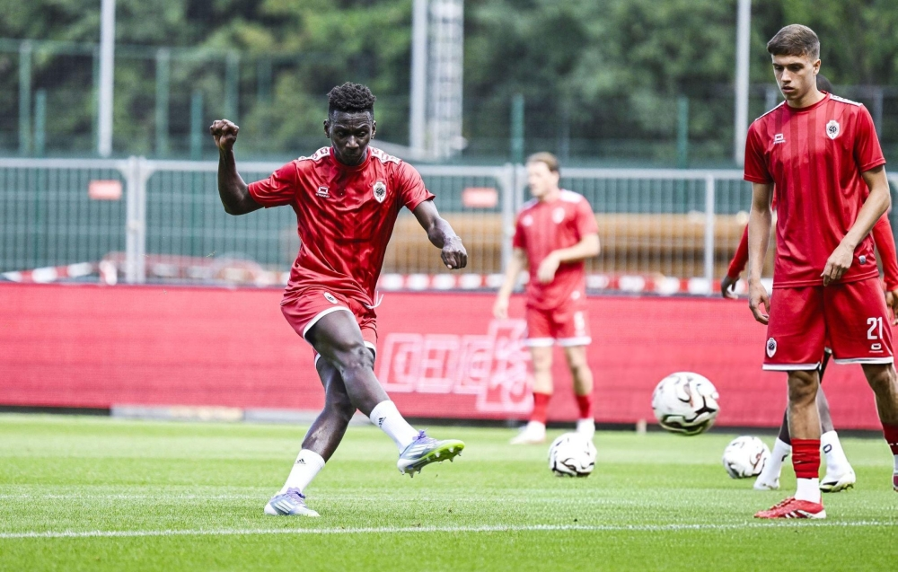 مروان الصحفي يقترب من إنجلترا.. تفاصيل العرض الجديد وموقف رينارد