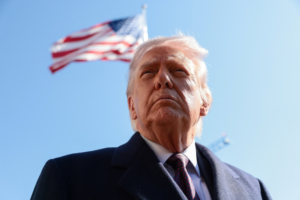 البيت الأبيض ينفي خطة ترامب بشأن تسليح ميلشيات كردية ضد إيران