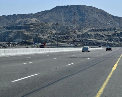 تأهيل 3 تحالفات لتشغيل طريق جدة مكة المباشر الجديد