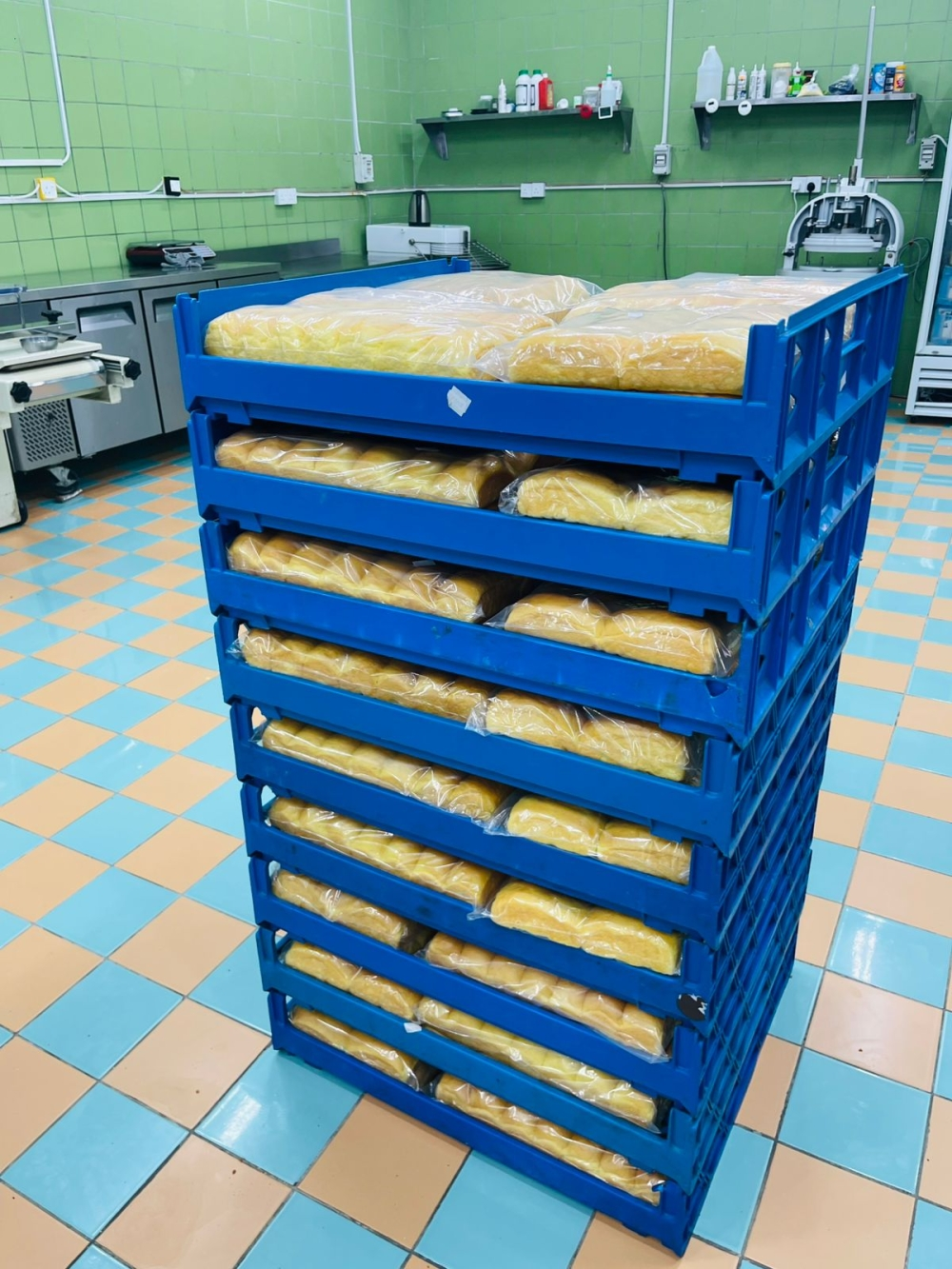 أمانة جدة: إغلاق معمل مخبوزات عشوائي في ذهبان وإتلاف أغذية