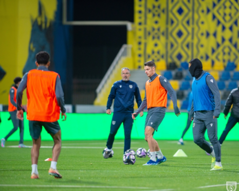 موعد مباراة التعاون والفتح في دوري روشن وتفاصيل المواجهة