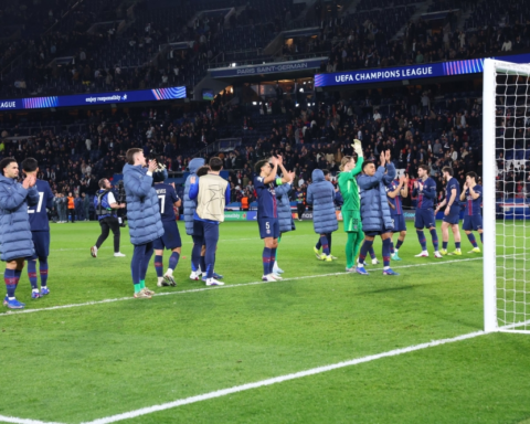 سان جرمان وموناكو: قمة نارية لتعزيز الصدارة في الدوري الفرنسي