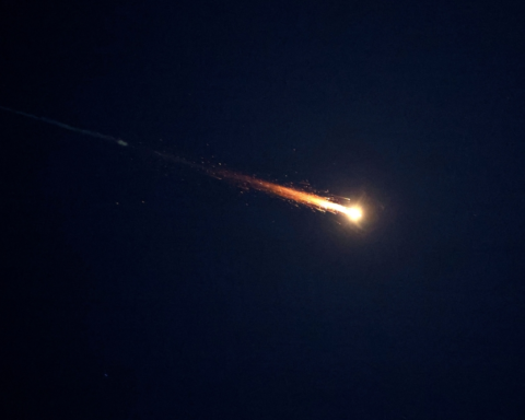 وزارة الدفاع: اعتراض طائرة مسيرة وتدمير صواريخ باليستية