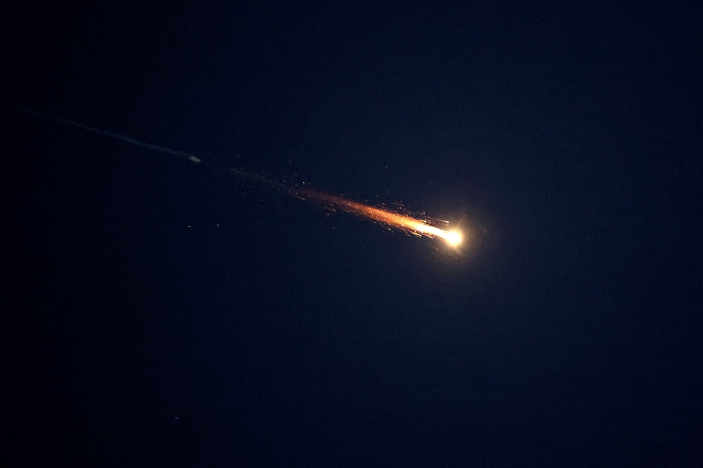 وزارة الدفاع: اعتراض طائرة مسيرة وتدمير صواريخ باليستية