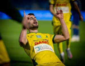 نتيجة مباراة الخليج والحزم في دوري روشن: أهداف وملخص اللقاء