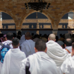 إيقاف 4 شركات عمرة بسبب مخالفات التفويج - وزارة الحج