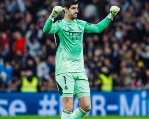 تيبو كورتوا يطمئن جماهير ريال مدريد قبل موقعة مانشستر سيتي