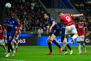 ديربي الغضب: التشكيل المتوقع وتاريخ قمة ميلان وإنتر في سان سيرو