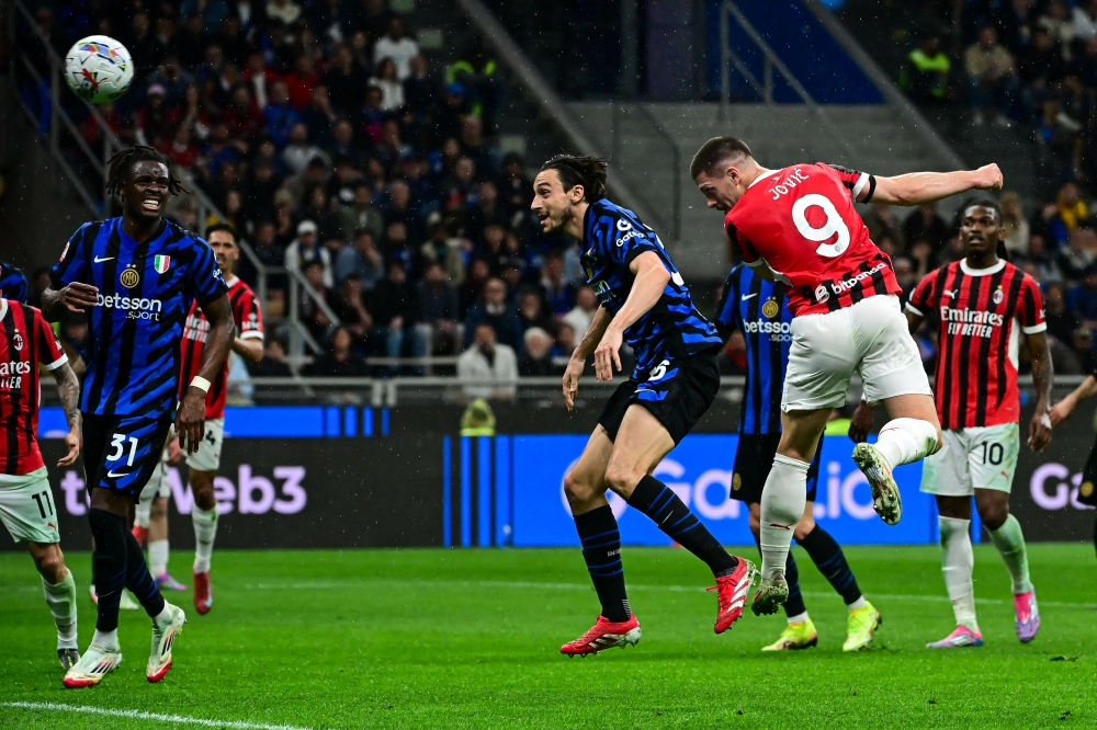 ديربي الغضب: التشكيل المتوقع وتاريخ قمة ميلان وإنتر في سان سيرو