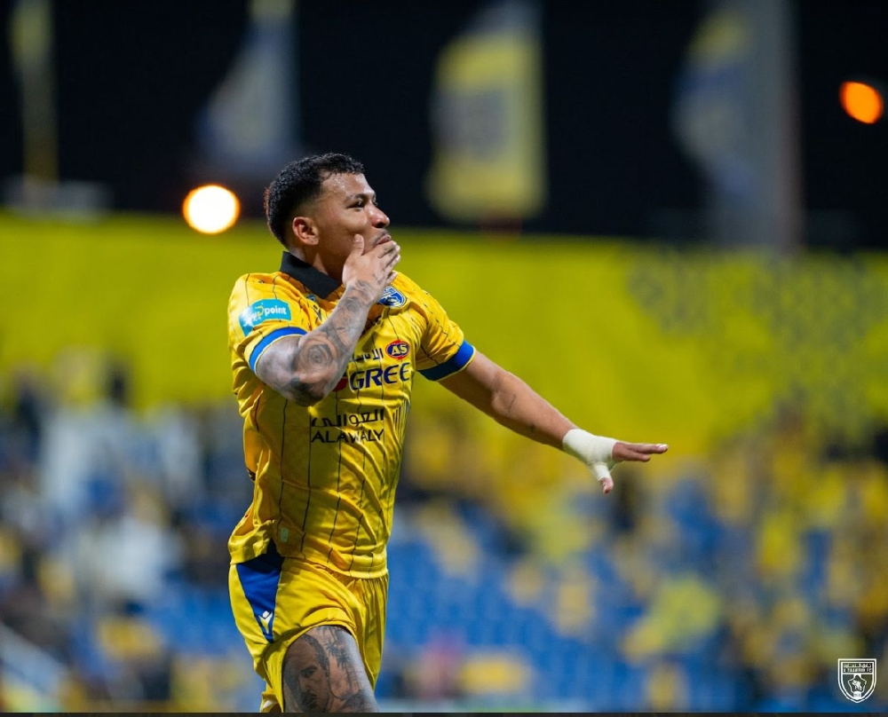 روجر مارتينيز مع التعاون: أرقام مذهلة وخليفة توامبا