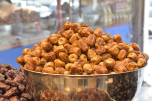 التمور السعودية: ريادة عالمية وصادرات لـ 133 دولة