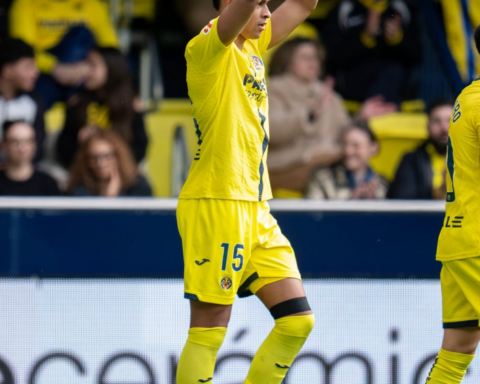 Villarreal defeats Elche and strengthens its position in La Liga's top four